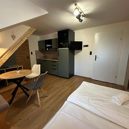 Alpenhaus Hotel