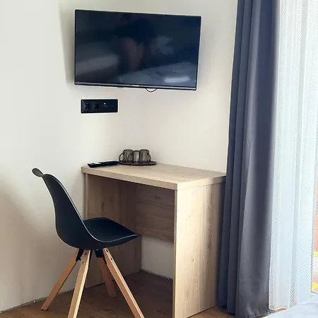 Hotel Alpenhaus *