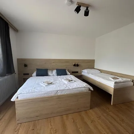 Alpenhaus Hotel *